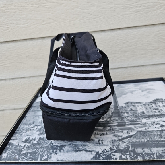 Rachel Ray insulated two compartment lunch bag black and white stripes - Picture 2 of 5